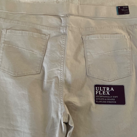 Gloria Vanderbilt 22W Jeans Mid-rise Capri Stretch Slimming Comfort Gift - Picture 5 of 15